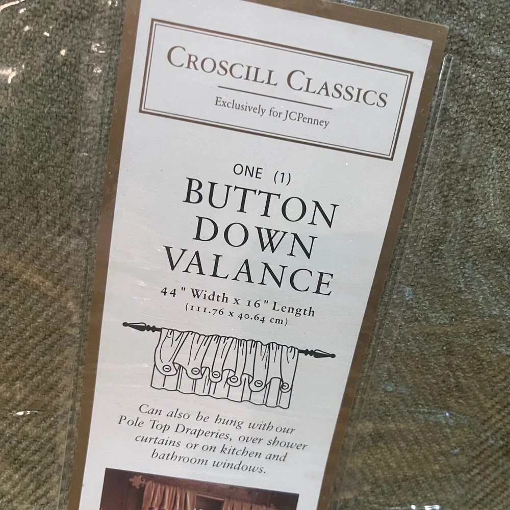 Croscill Classics Manchester Sage Green Herringbone Button Down Valance 44x16